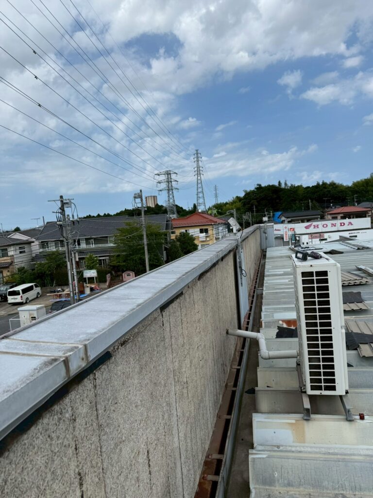 伊勢崎市 S様 店舗雨漏り修理工事 施工前