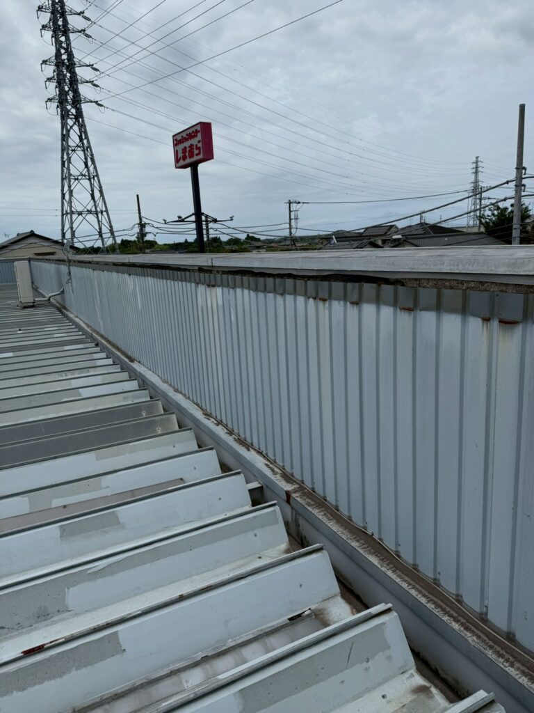 伊勢崎市 S様 店舗雨漏り修理工事 施工前