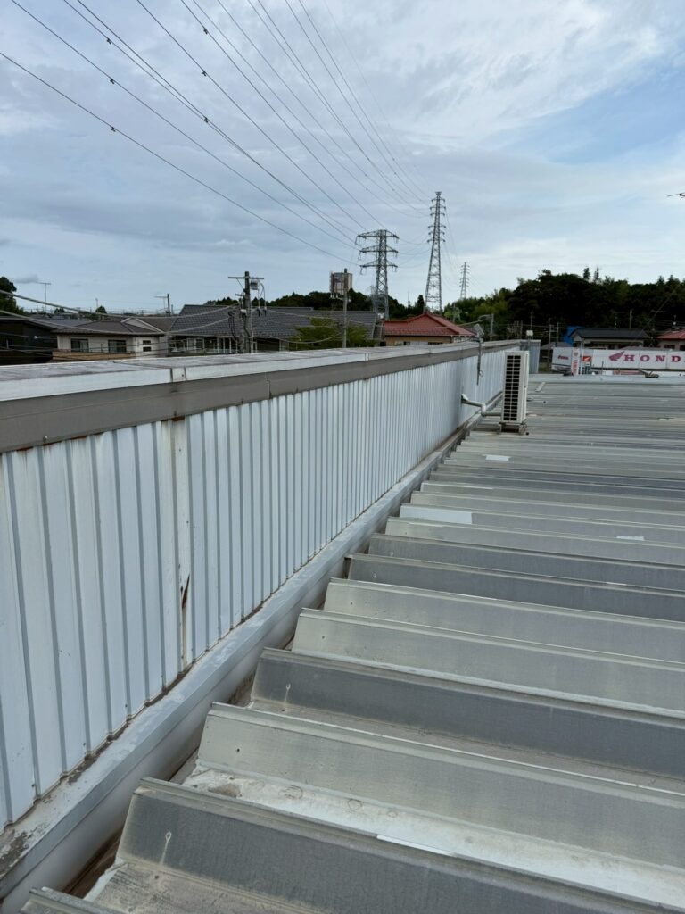 伊勢崎市 S様 店舗雨漏り修理工事 施工前